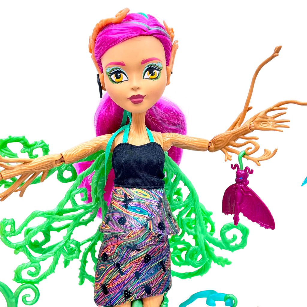 Monster High Garden Ghouls Treesa Thornwillow nukke 36cm